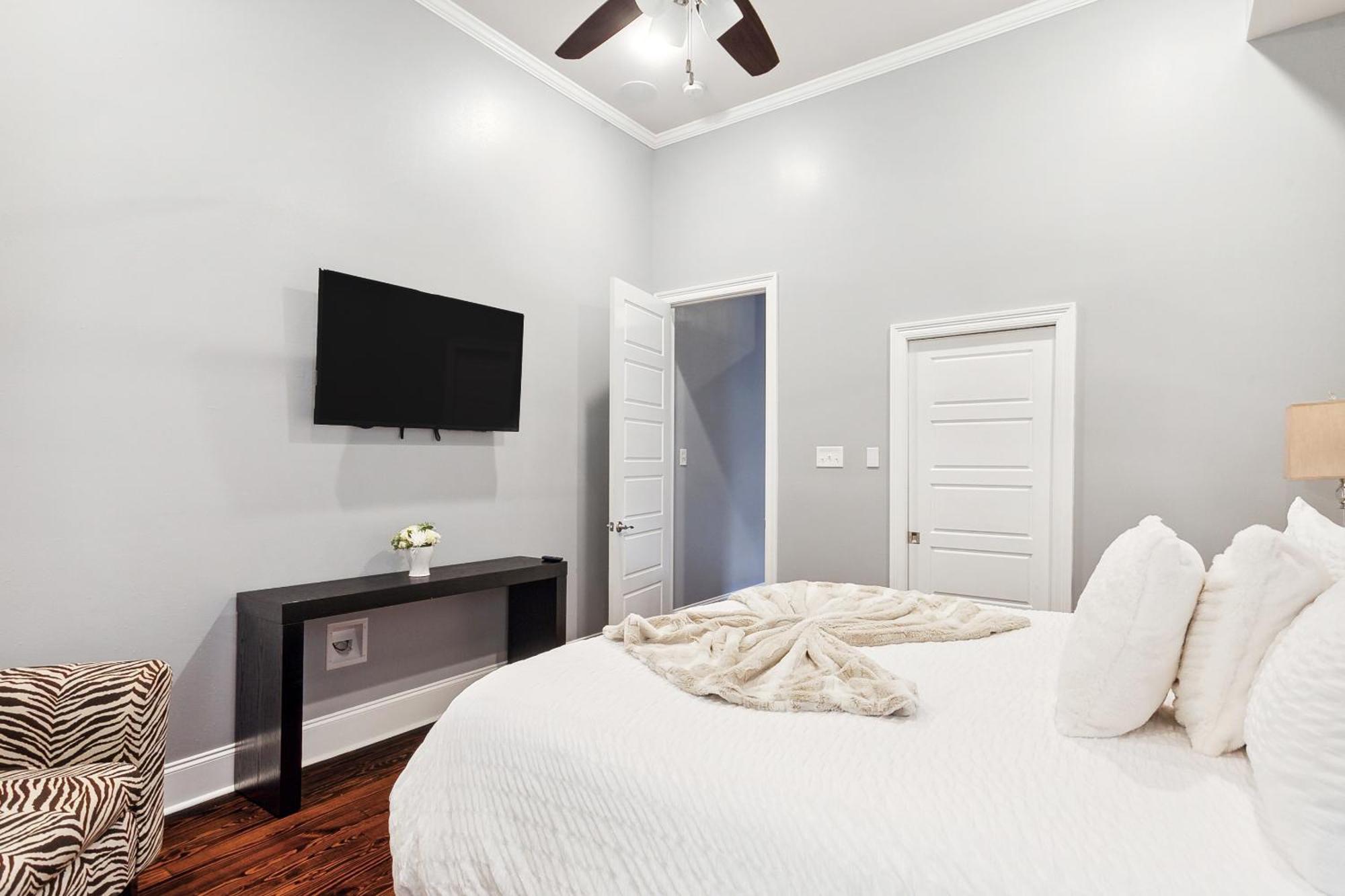Amazing 3Bedroom Townhome, In Historic Dryade City Nowy Orlean Zewnętrze zdjęcie