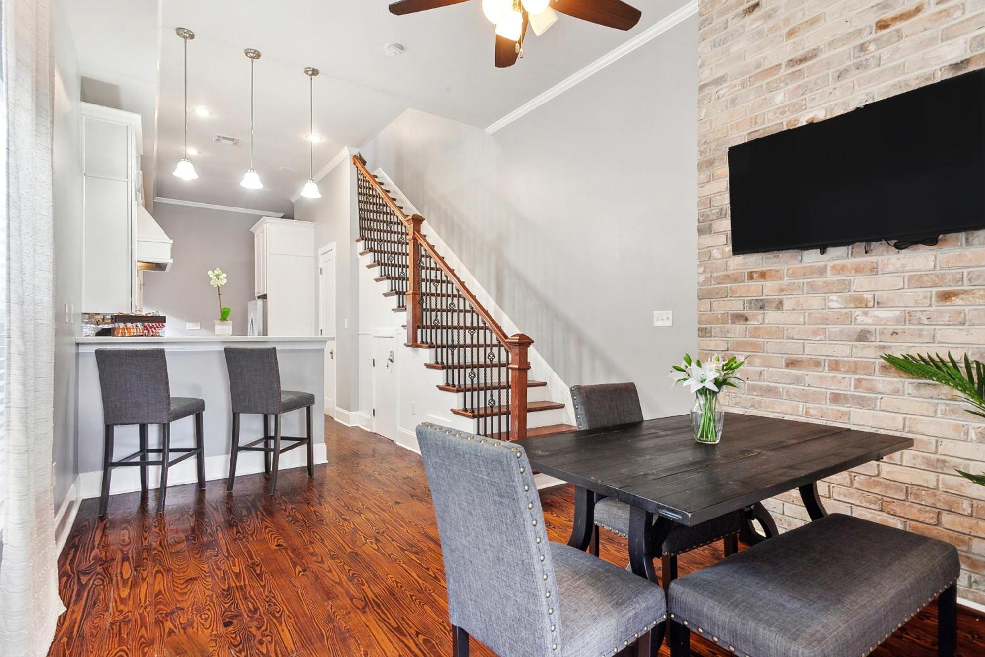 Amazing 3Bedroom Townhome, In Historic Dryade City Nowy Orlean Zewnętrze zdjęcie